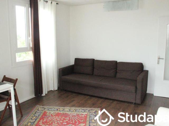 Chambre dans une colocation de 12m2