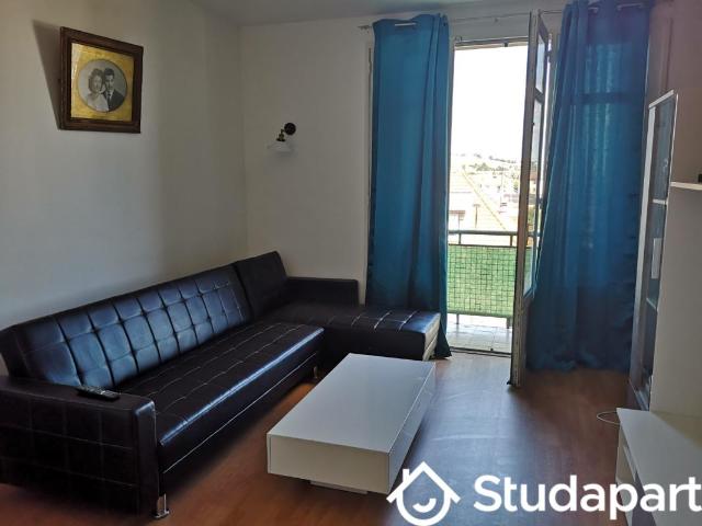 Chambre dans une colocation de 12m2