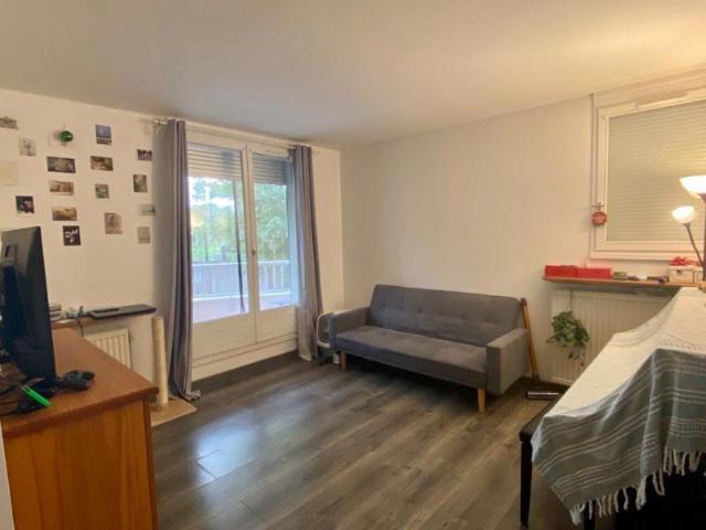 Chambre dans une colocation de 12m2
