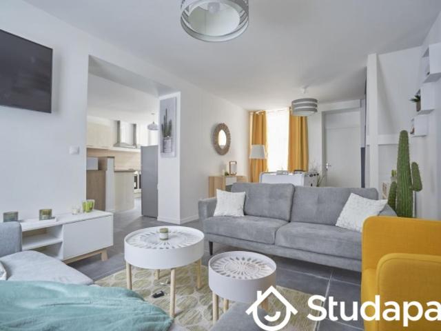 Chambre dans une colocation de 12m2