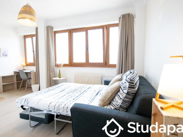 Chambre dans une colocation de 12m2