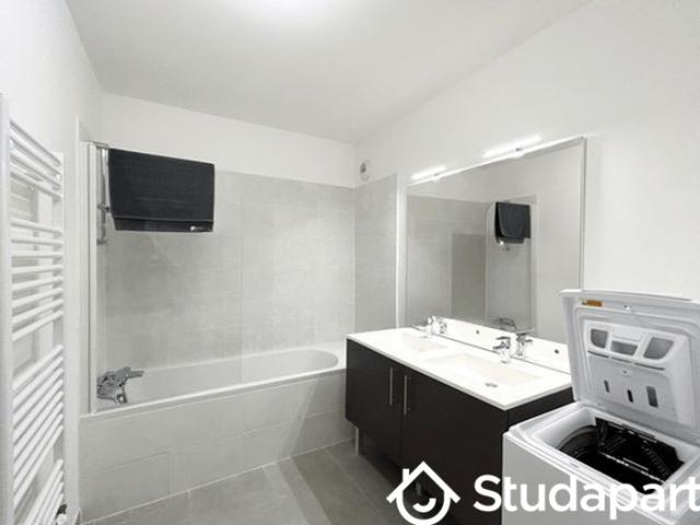 Chambre dans une colocation de 12m2