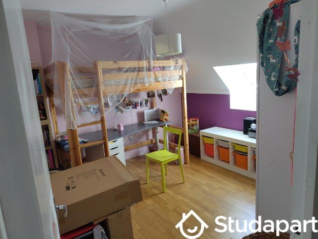 Chambre dans une colocation de 12m2
