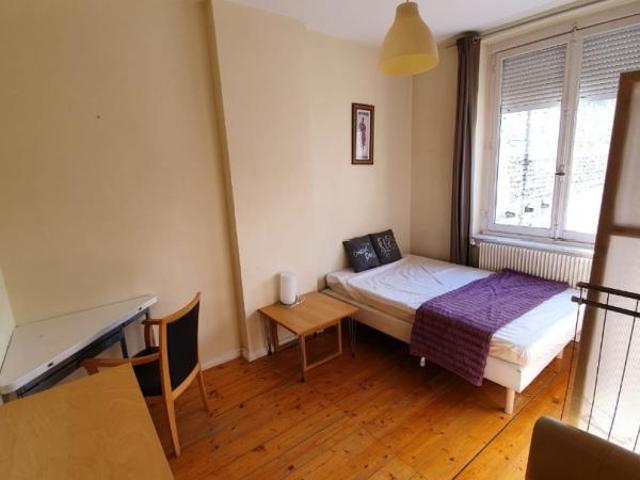 Chambre dans une colocation de 12m2