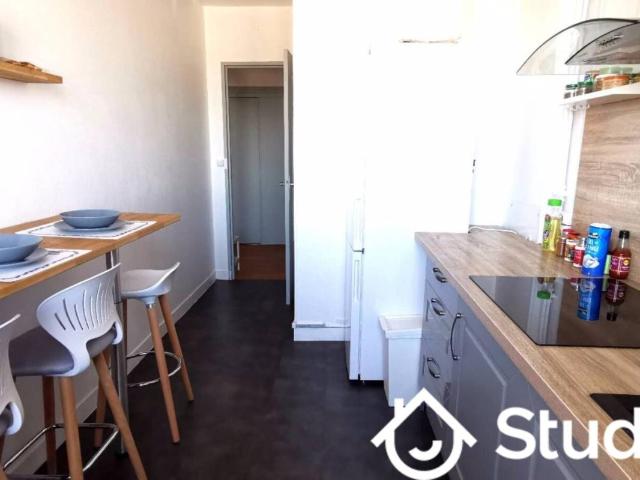 Chambre dans une colocation de 12m2