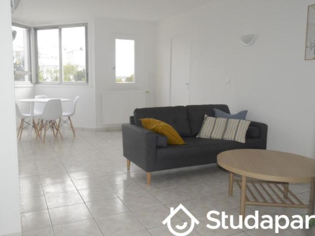 Chambre dans une colocation de 12m2