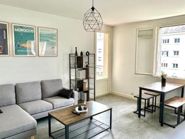 Chambre dans une colocation de 12m2