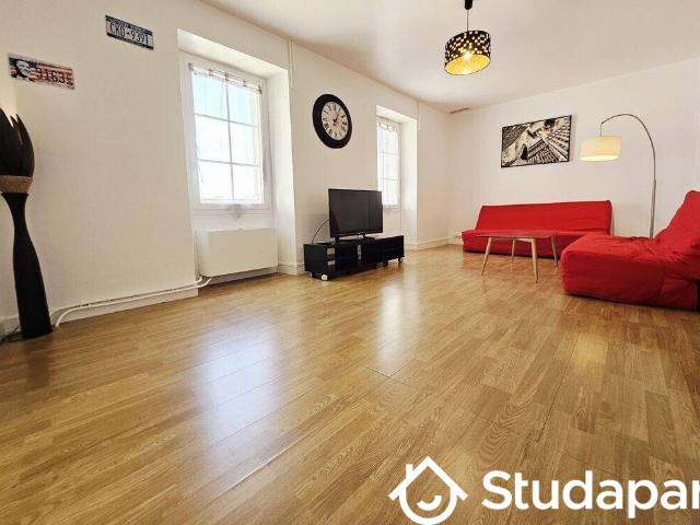Chambre dans une colocation de 12m2