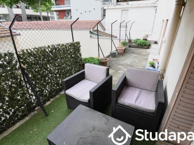 Chambre dans une colocation de 12m2