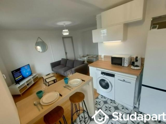 Chambre dans une colocation de 12m2