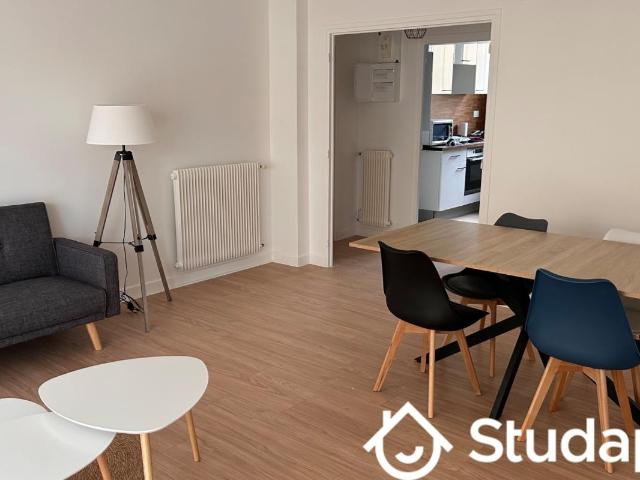 Chambre dans une colocation de 12m2