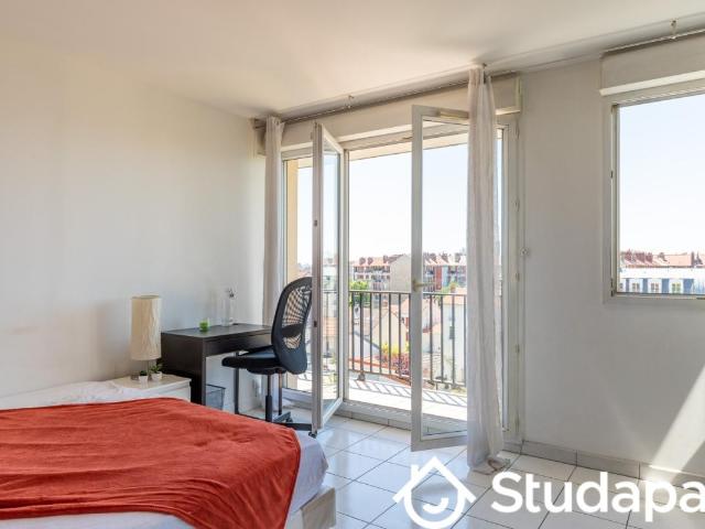 Chambre dans une colocation de 12m2