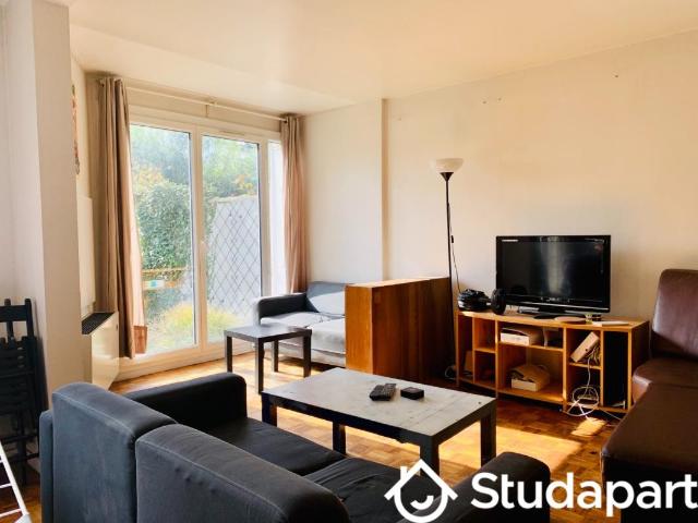 Chambre dans une colocation de 12m2