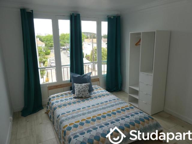 Chambre dans une colocation de 12m2