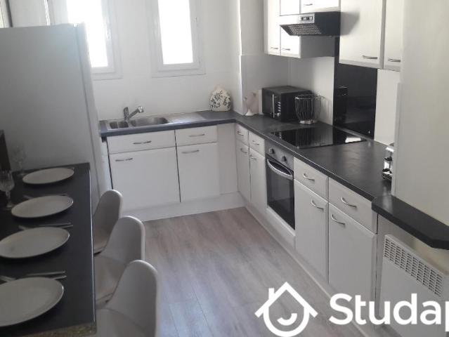 Chambre dans une colocation de 12m2