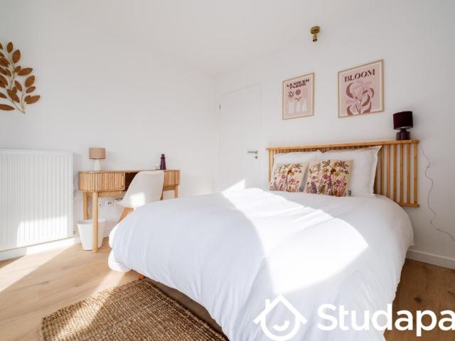 Chambre dans une colocation de 12m2