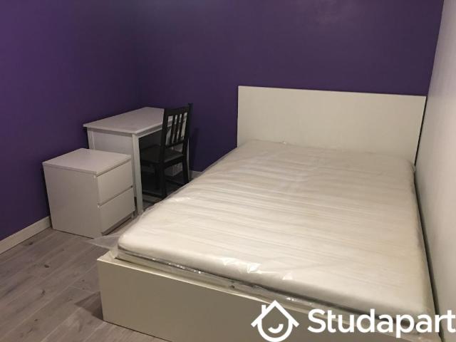 Chambre dans une colocation de 12m2