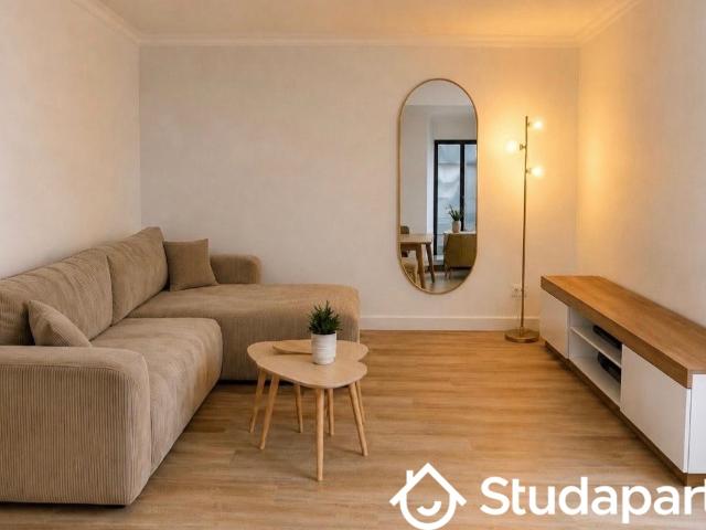 Chambre dans une colocation de 12m2