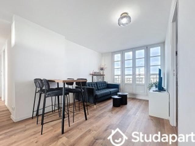 Chambre dans une colocation de 12m2