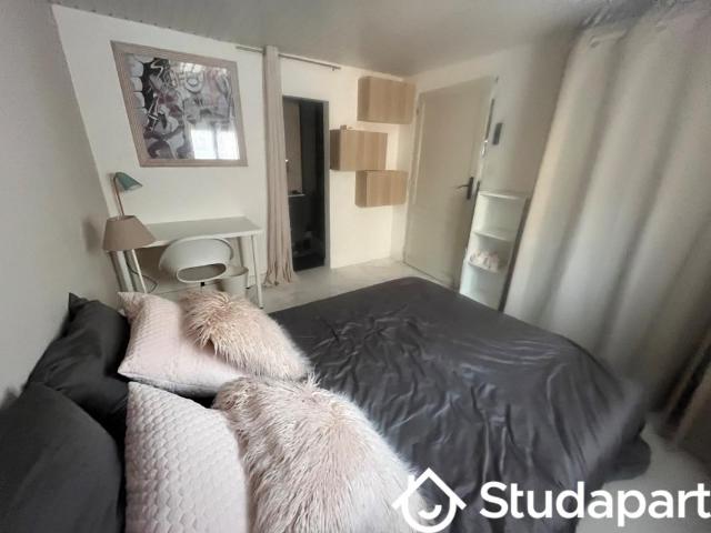 Chambre dans une colocation de 12m2