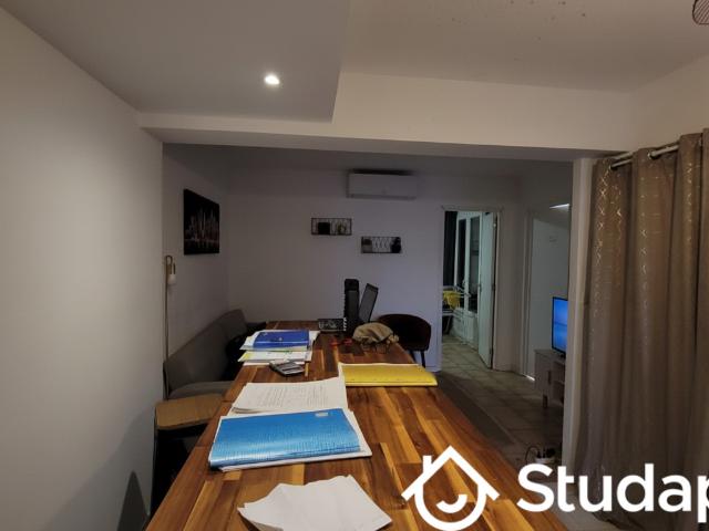 Chambre dans une colocation de 12m2