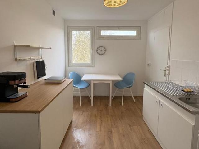Chambre dans une colocation de 12m2