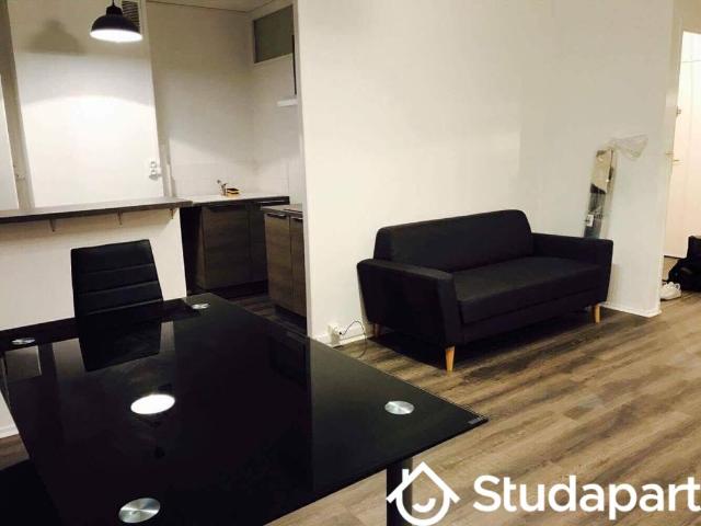 Chambre dans une colocation de 12m2