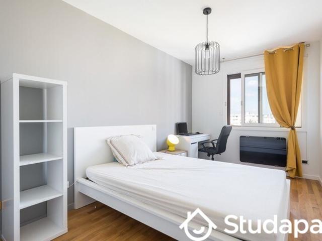 Chambre dans une colocation de 12m2