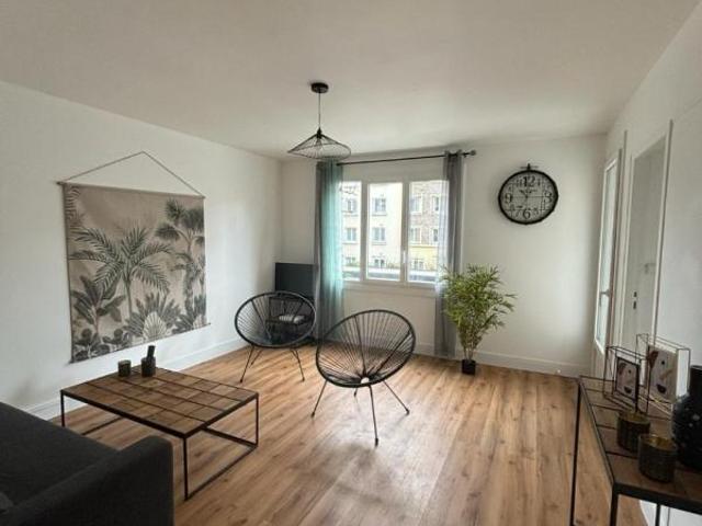 Chambre dans une colocation de 12m2