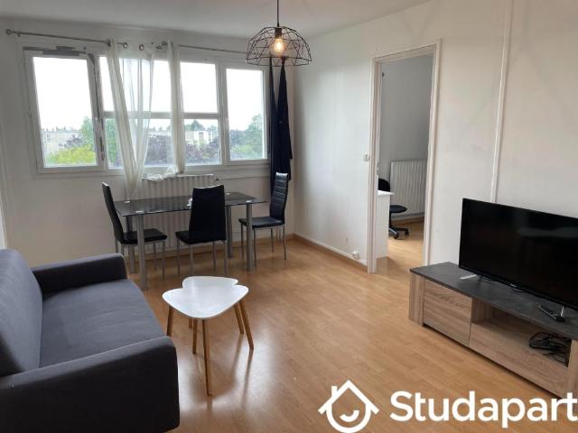 Chambre dans une colocation de 12m2