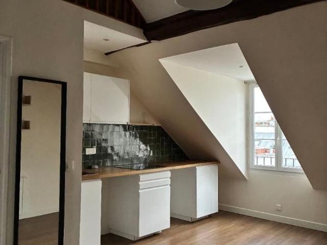 Chambre dans une colocation de 12m2