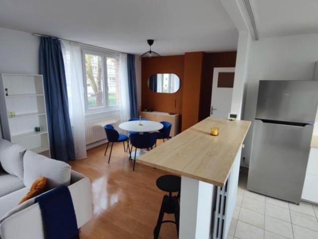 Chambre dans une colocation de 12m2