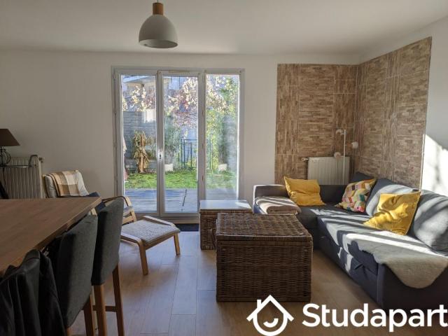Chambre dans une colocation de 12m2