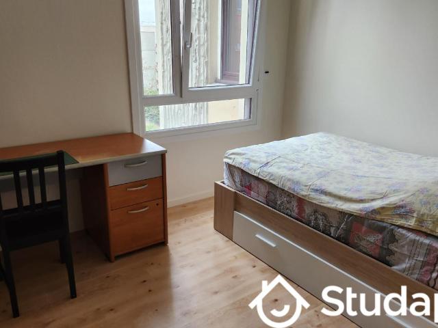 Chambre dans une colocation de 12m2