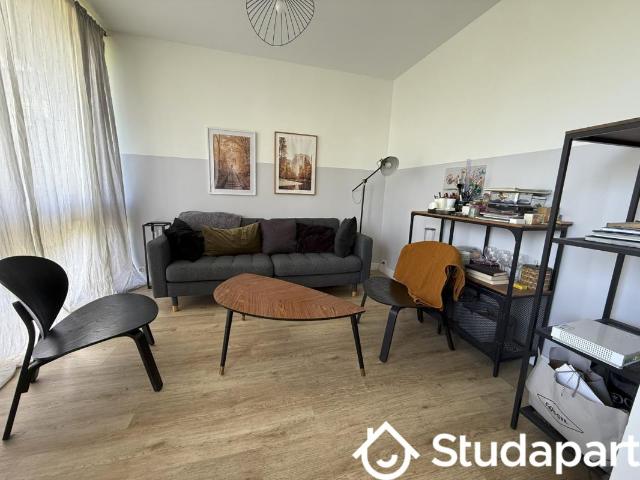 Chambre dans une colocation de 12m2