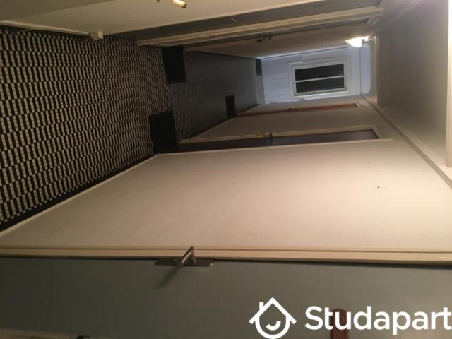 Chambre dans une colocation de 12m2