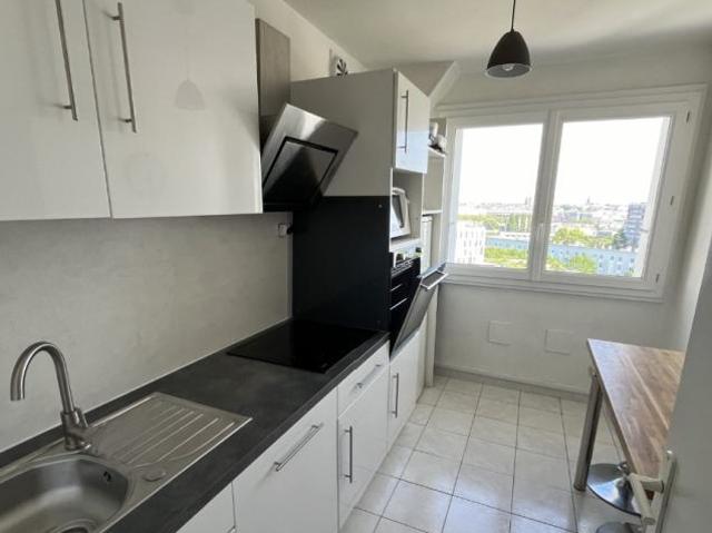 Chambre dans une colocation de 12m2