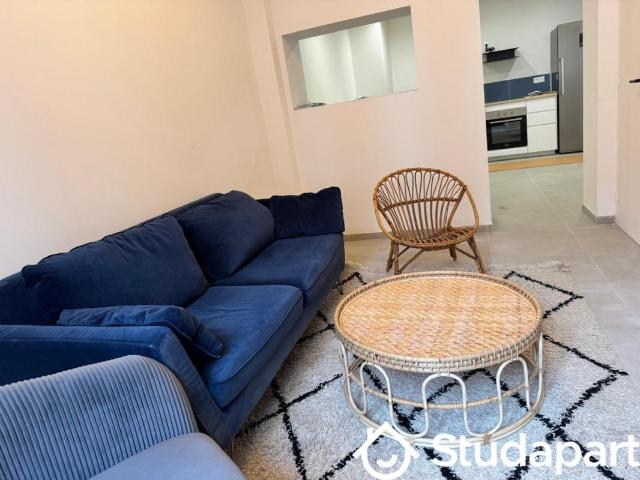 Chambre dans une colocation de 12m2