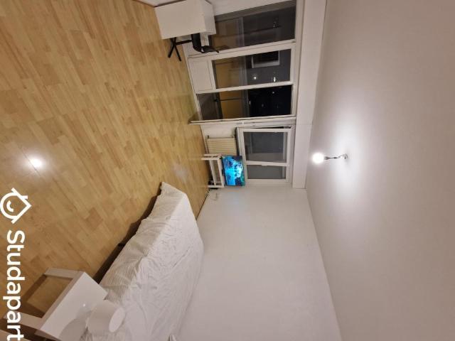 Chambre dans une colocation de 12m2