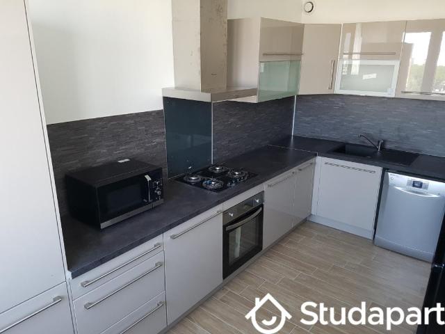 Chambre dans une colocation de 12m2