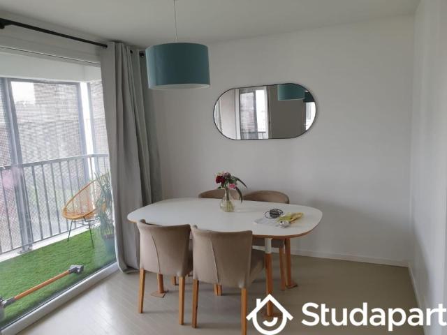 Chambre dans une colocation de 12m2