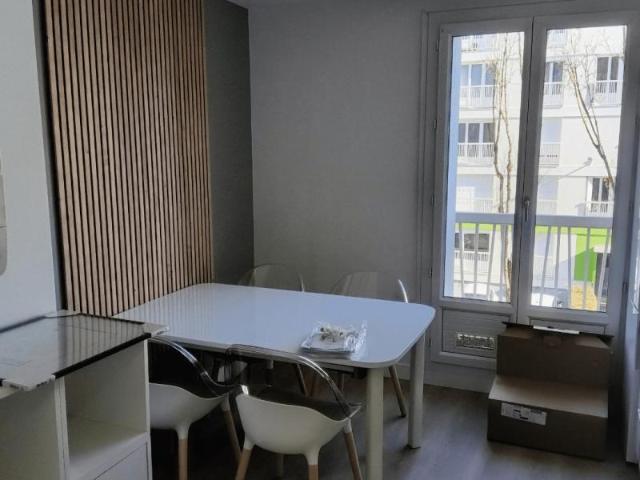 Chambre dans une colocation de 12m2