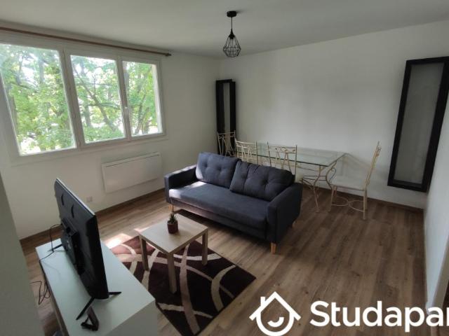 Chambre dans une colocation de 12m2