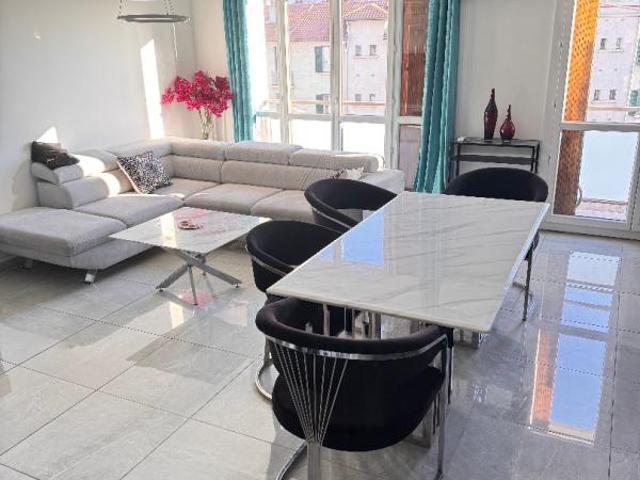 Chambre dans une colocation de 12m2