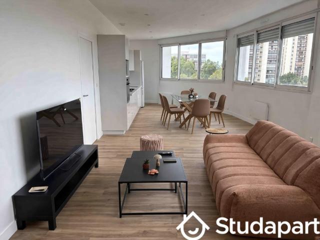 Chambre dans une colocation de 12m2
