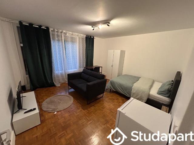 Chambre dans une colocation de 11m2