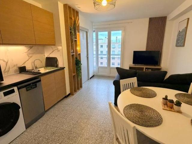 Chambre dans une colocation de 13m2