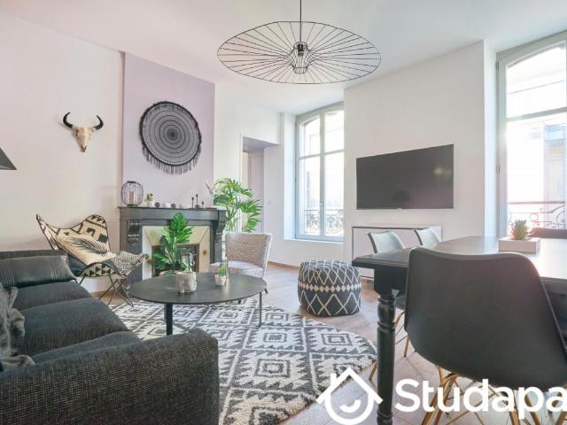 Chambre dans une colocation de 10m2