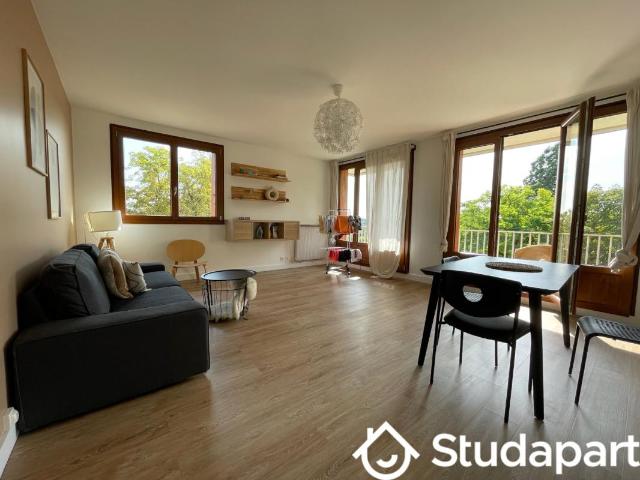 Chambre dans une colocation de 13m2