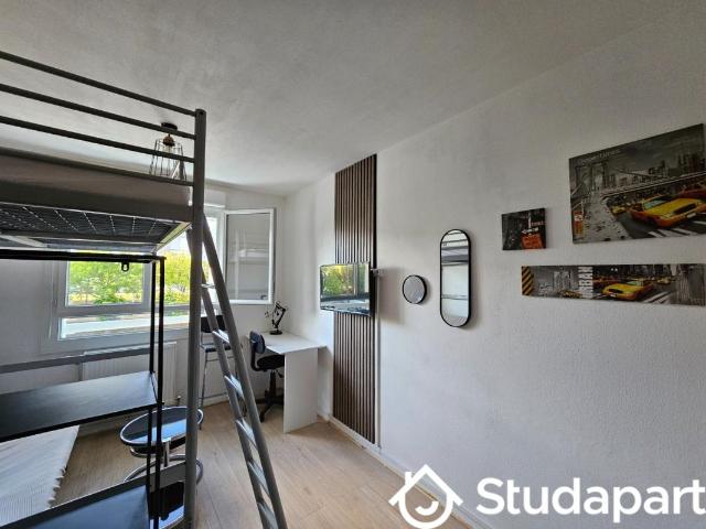 Chambre dans une colocation de 13m2